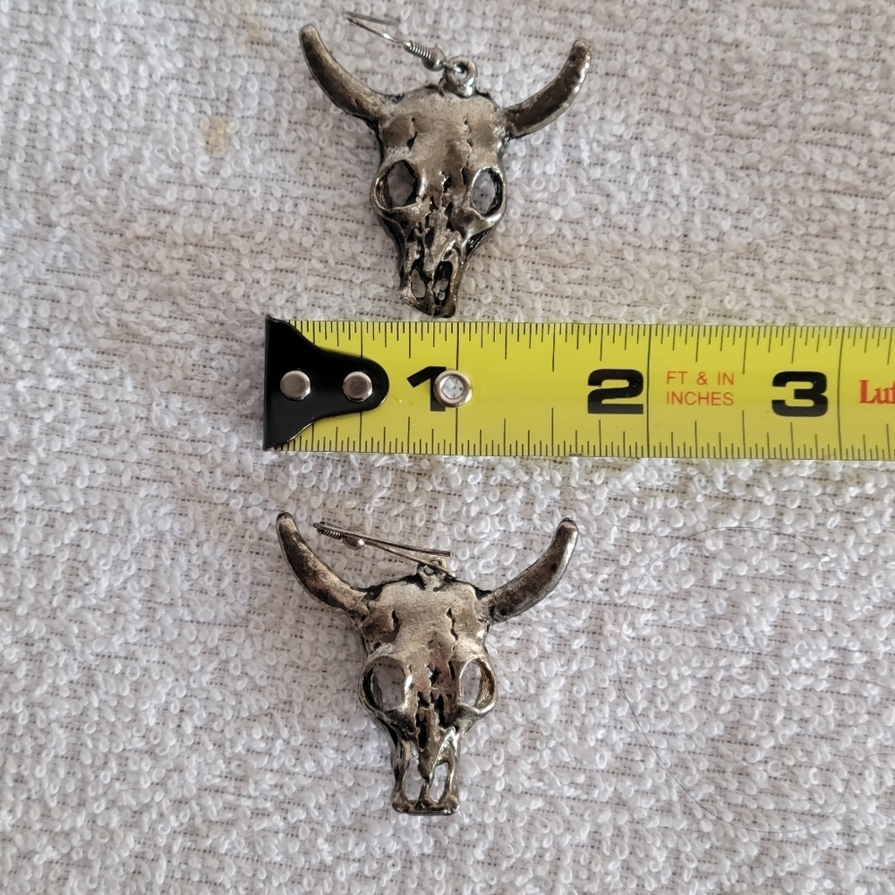 Vintage Steer Skull Earrings - Picture 8 of 10